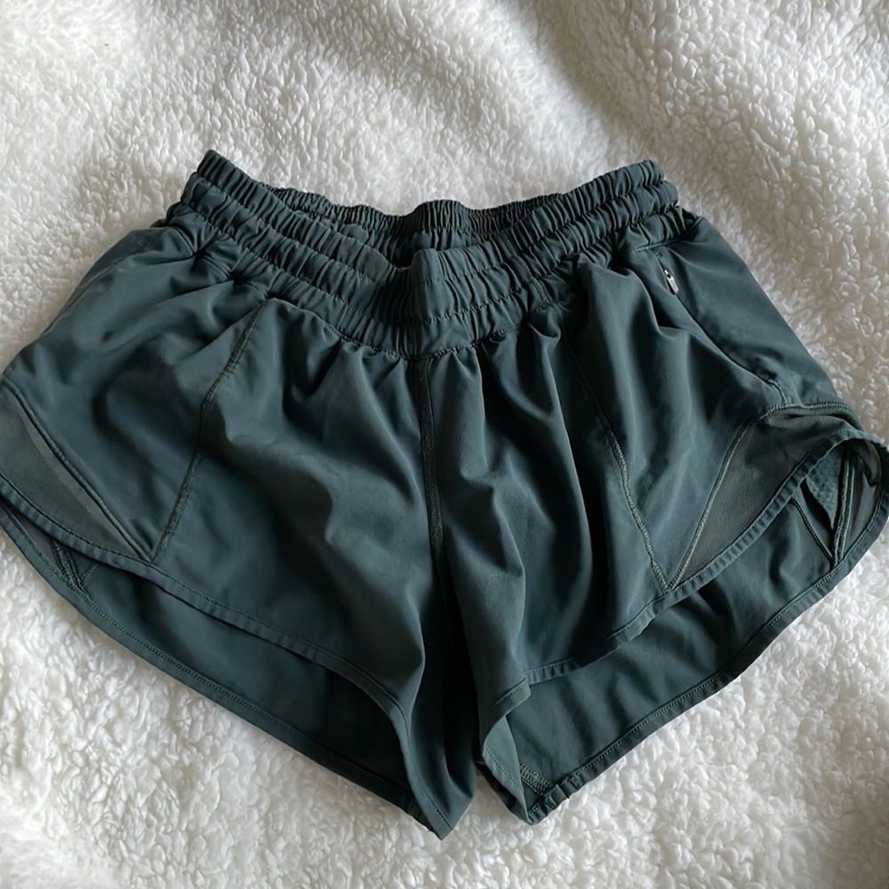 Lululemon dark green hotty hot shorts (2.5 in inseam)
